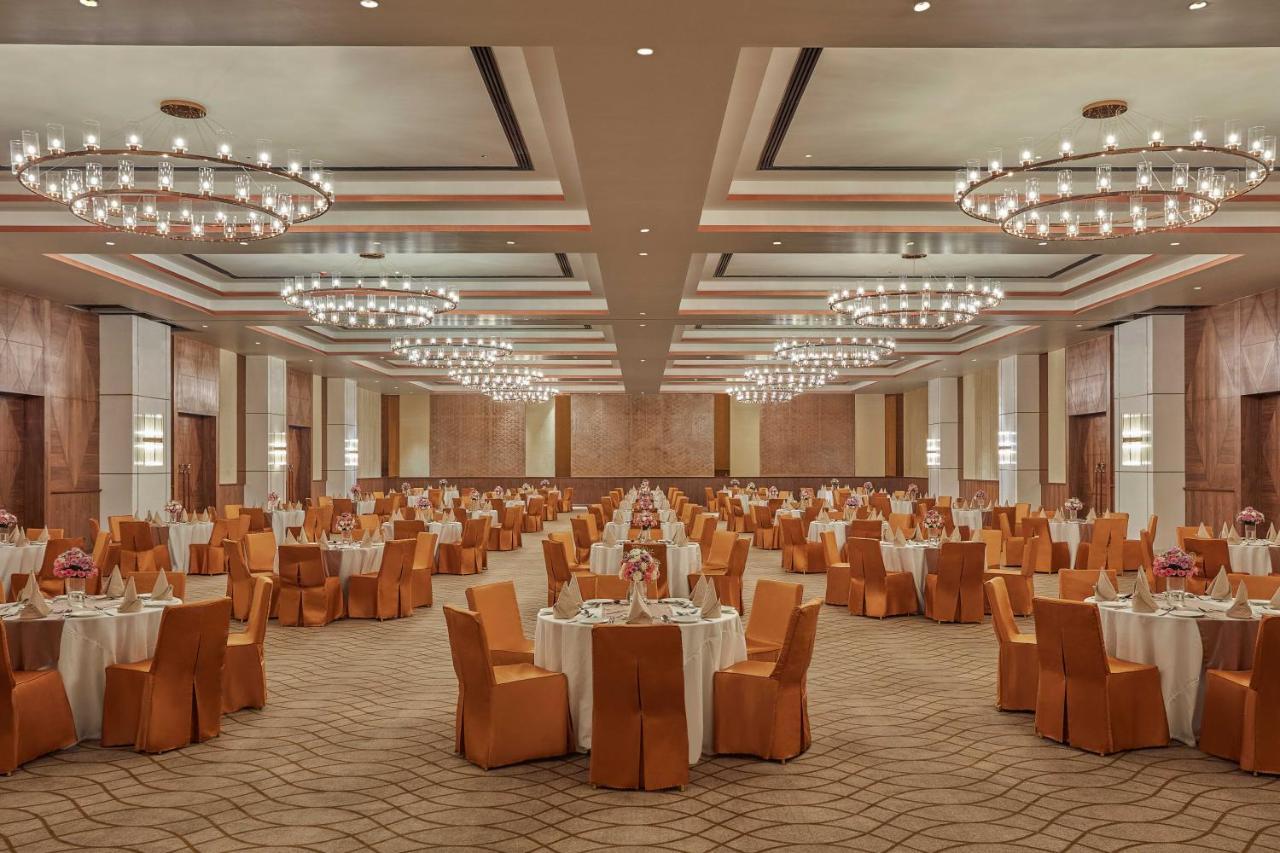 Doubletree By Hilton فاراناسي المظهر الخارجي الصورة