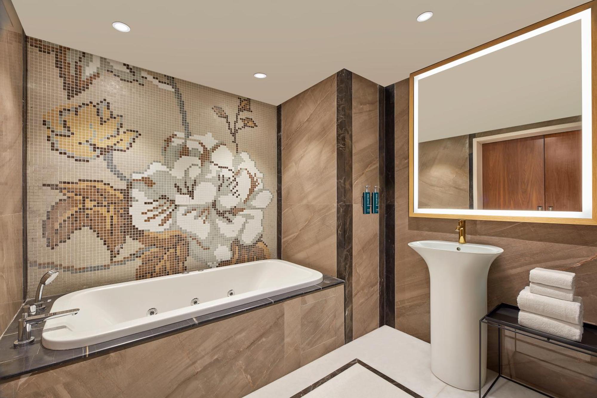 Doubletree By Hilton فاراناسي المظهر الخارجي الصورة