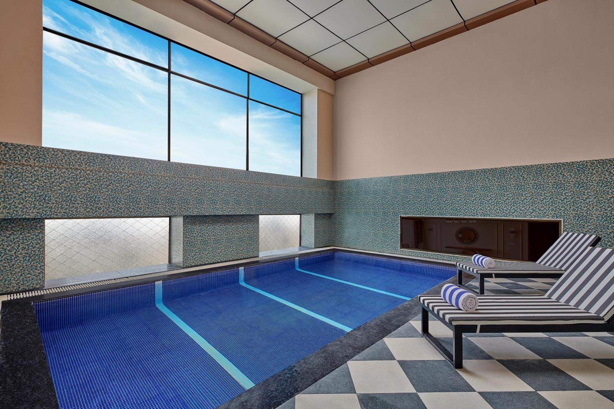 Doubletree By Hilton فاراناسي المظهر الخارجي الصورة